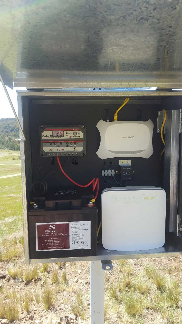 Twin Peak Pro G Spotter and Optus Home Gateway remote WiFi setup rebroadcasting wifi around the farm and down to the house using WiFi Talk as a repeater.