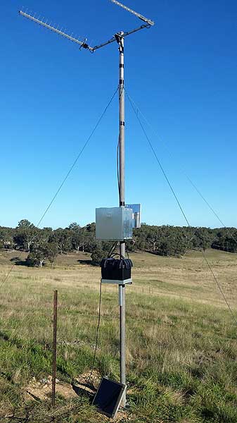Twin Peak Pro G Spotter and Optus Home Gateway remote WiFi setup rebroadcasting wifi around the farm